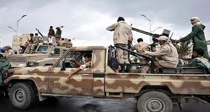 Photo of مسلحون يهاجمون مواقع القوات السعودية في مدينة عدن