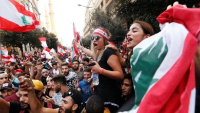 Photo of مظاهرات في بيروت ضد التدخل الأمريكي في الشأن اللبناني