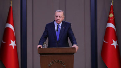 Photo of أردوغان يعترف بمقتل 59 جنديا تركيا مؤخرا في إدلب