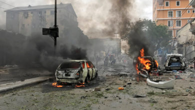 Photo of مقتل شرطيين وإصابة اثنين آخرين في تفجير بالعاصمة الصومالية