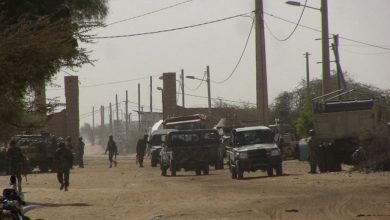 Photo of أنباء عن حدوث انقلاب عسكري في مالي