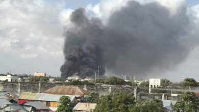 Photo of مصرع 7 أشخاص وإصابة 10 آخرين في هجوم بالعاصمة الصومالية
