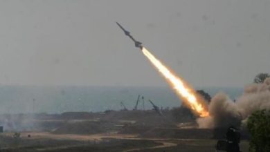 Photo of الحوثيون يطلقون عدة صواريخ باليستية مضادة للسفن في جنوب البحر الأحمر