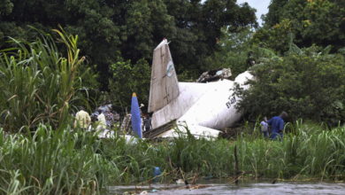 Photo of مقتل 10 أشخاص في تحطم طائرة مدنية بجنوب السودان