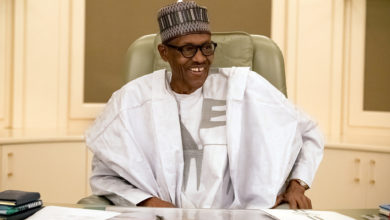 Photo of الرئيس النيجيري يدعو أمريكا إلى نقل مقر أفريكوم من ألمانيا إلى إفريقيا