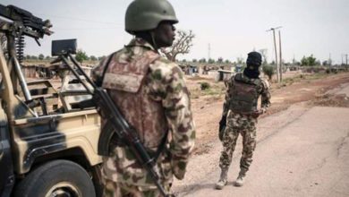 Photo of مقتل 16 جندياً نيجيريا في هجوم نسب إلى “داعش”