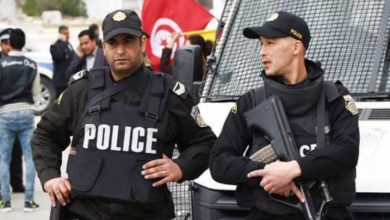 Photo of تونس:تفكيك خلية إرهابية كانت تخطط لصناعة متفجرات لشن هجمات