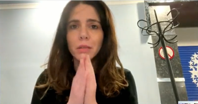 Photo of مراسلة حربية فرنسية: “الجيش الأوكراني هو من يقصف دونباس وليس الروس”