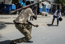 Photo of مقتل 4 عناصر من حركة الشباب في تنفيذ هجوم صاروخي وسط الصومال
