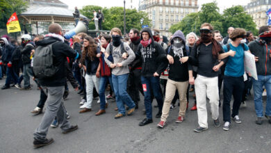 Photo of احتجاجات شعبية واسعة في فرنسا