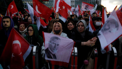 Photo of مظاهرات ضد منع رئيس بلدية إسطنبول من العمل السياسي
