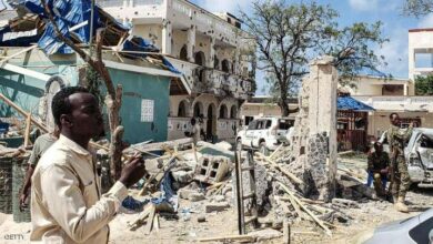 Photo of انتحاري يفجّر نفسه في مكان تقيم فيه قيادات من الجيش الصومالي