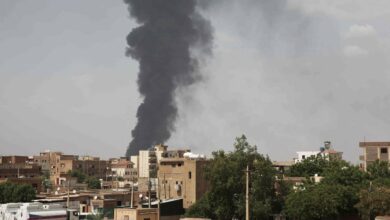 Photo of تواصل الاشتباكات يعمق مأساة السودانيين