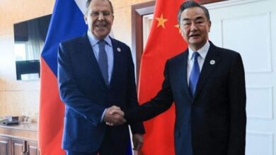 Photo of وزير الخارجية الصيني يزور روسيا