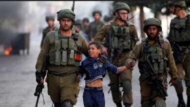 Photo of قوات العدو اعتقلت منذ مطلع العام الجاري أكثر من (880) طفلا فلسطينيا