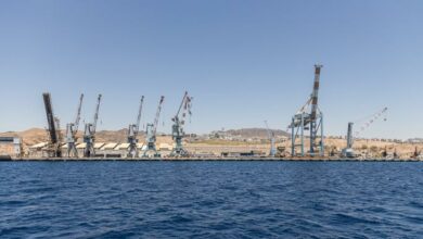 Photo of أكسيوس”: الحوثيون يوجهون ضربة لحركة السفن في ميناء إيلات الإسرائيلي