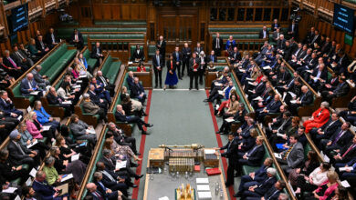 Photo of أكثر من 130 برلمانياً بريطانياً يوقعون رسالة تحث الحكومة على حظر مبيعات الأسلحة لـ”إسرائيل”