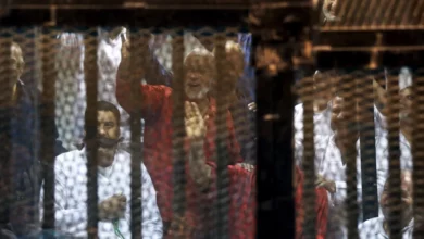 Photo of مصر: الحكم بالإعدام على مرشد الإخوان المسلمين و7 قياديين من الجماعة
