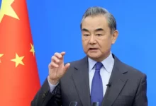 Photo of خلال لقائه ببلينكن: وزير خارجية الصين يحتج ويرفض التدخل الأمريكي في شؤون الصين