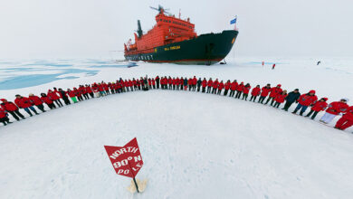 Photo of لماذا يخترع الغرب تهديدًا وهميًّا في القطب الشمالي؟