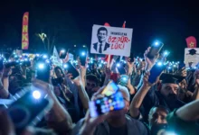 Photo of أنقرة تواصل قمع المعارضة والاتحاد الأوروبي يعلق مفاوضات الانضمام احتجاجاً على اعتقال إمام أوغلو وخرق المعايير الديمقراطية