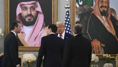 Photo of ترمب يبدأ من الرياض جولة خليجية محورها التحالفات والاستثمار في أول زيارة له للمنطقة منذ مغادرته البيت الأبيض