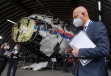 Photo of روسيا ترفض تحميلها مسؤولية إسقاط طائرة “MH17” وتصف تقرير الأمم المتحدة بالمنحاز