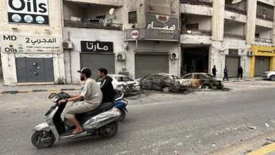 Photo of الأمم المتحدة تحذر من خطر نزوح جماعي في ليبيا وتدعو لوقف فوري للقتال بعد سقوط عشرات القتلى في طرابلس