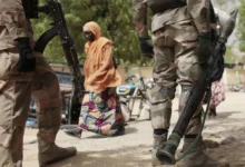 Photo of تصاعد العنف الطائفي في نيجيريا وسط البلاد يسفر عن مقتل 44 شخصاً في سلسلة هجمات دموية